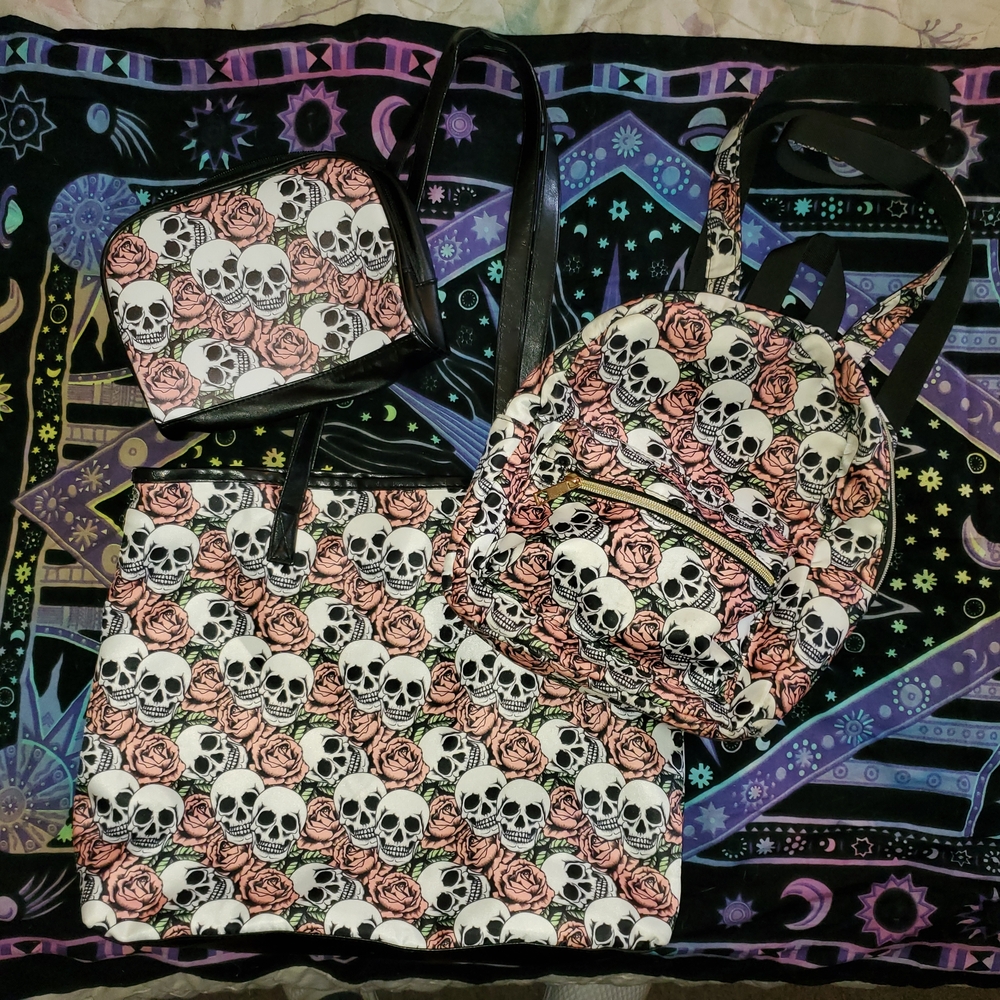 Skull and Rose Bag Set
